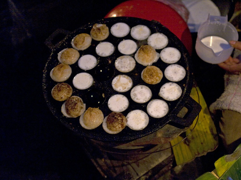 Luang Prabang, Sago cakes